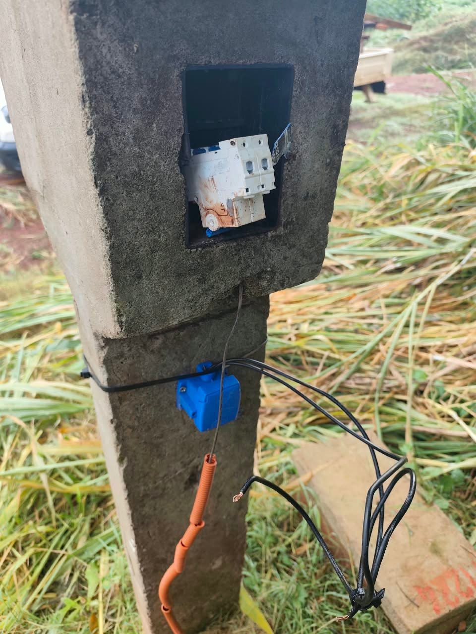 Robos de Cables y Destrozos en Puerto Rico: Vecinos Reclaman Mayor Seguridad